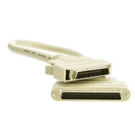 Cable, SCSI3 (HDB68M w/Screw) / SCSI2 (HDB50M w/latch), beige, 6'